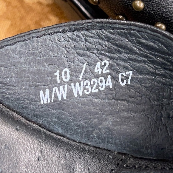 Size 10 Born Brand Black Leather Mule Bronze Studded Accent Slip On 2.5” Heel - Picture 6 of 14